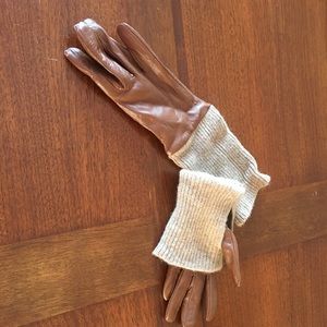 Camel colored leather gloves
